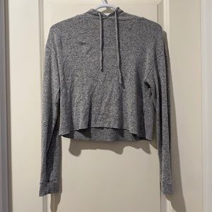 Cropped grey sweater